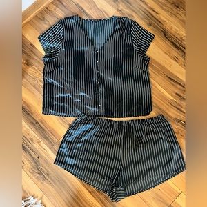 Stripped Navy Blue set